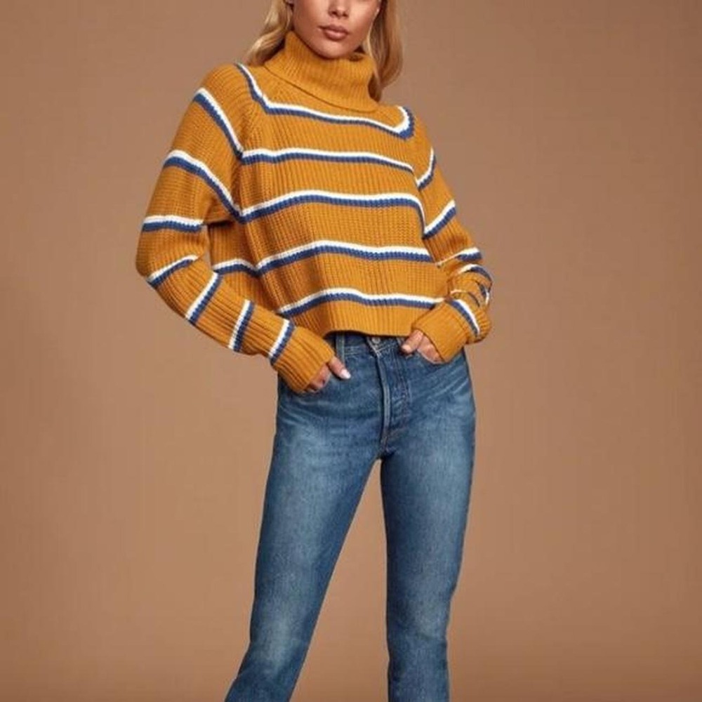 LULUS Open-Hearted‎ Striped Turtleneck Sweater Size XS
